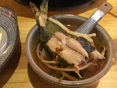 -野山舂·贵州现舂酸汤火锅(鸿通城店)