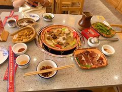 -阿婆情腊排骨火锅(金虹路店)