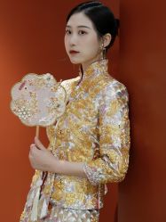 -派丽莫Pellimo原创设计婚纱品牌