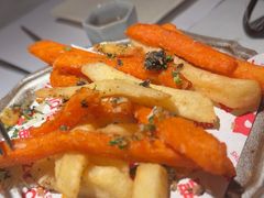 -春树下·树屋花房西餐厅(罍街AS1980店)