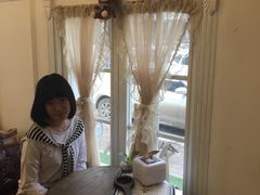 靠窗位-麦甜创意轻食餐厅(西康路店)