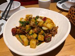 -隔壁老王·家常云南菜(花巷店)