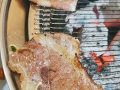 -围炉肉舍•炭烤活鳗•丹东海鲜烤肉(步行街店)