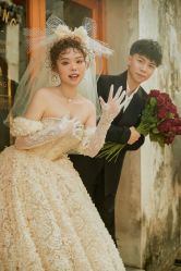 -至臻微拉婚纱摄影