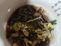 -凤起龙游老面包子(凯德晶品店)