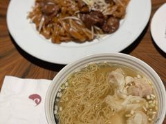 -白天鹅宾馆·月兔吧