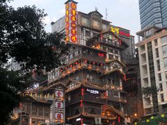 -小天鹅火锅·一线江景洪鼎旗舰店(洪崖洞店)