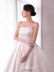 点击看大图 -Lady Jane高端婚纱礼服馆