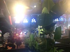 -何师烧烤·香辣蟹·川菜·30年老品牌(太古里旗舰店)