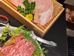 -山川小町·极番烧肉(新地假日广场店)