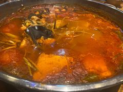 -亮欢寨酸汤鱼(沙冲路店)