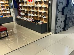 -回力(北京西铁营万达广场店)