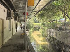 -莲湖山庄