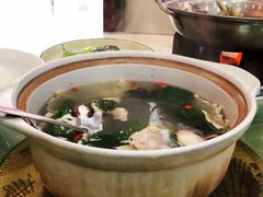 白火石汆汤-谢师酒家