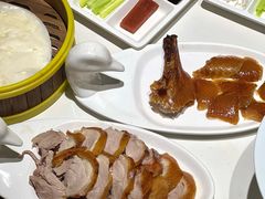 -皇城根·鲁菜济南菜·吊炉烤鸭·炒鸡鱼头(济南旗舰店)