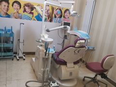 -康城口腔(磁器口店)