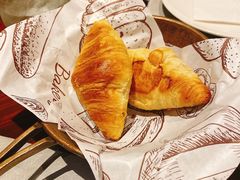 -YUE·6·西式融合餐厅(外滩六号店)