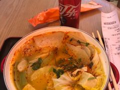 -小蛮椒麻辣烫·麻辣拌(青浦宝龙店)