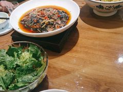 -有红鸡毛店·川菜(建设路店)