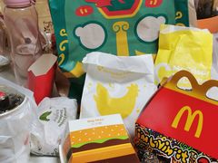 -麦当劳(展览路店)