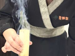 -莱仪堂艾灸经络养生馆(宜川路店)