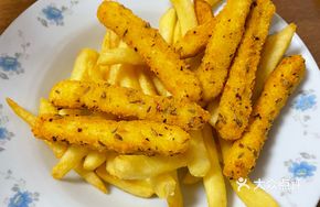Pineapple Crispy Double Chicken Strips