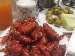 -金马门国际美食百汇(珞喻路店)
