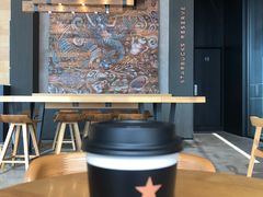 -星巴克臻选(成都环球乐天店)