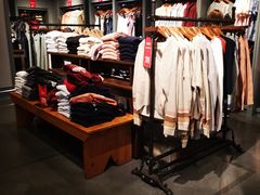 -Hollister(天环广场店)