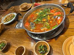 -亮欢寨酸汤鱼(沙冲路店)