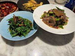 -雀蓝川菜(奥体广场店)