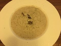 牛肝菌蘑菇浓汤-CRAZYONES西班牙海鲜饭(上海美罗城店)
