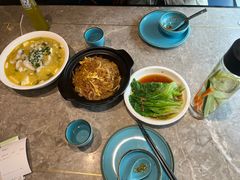 -月枫江南小馆(绿地缤纷广场店)