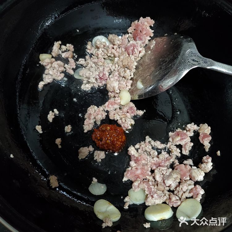 好吃又简单的家常自制鱼香茄子