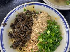 芽菜-万三面馆(青龙正街太古里店)