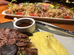 -JINNS锦时 steak&pizza(浸信会礼拜堂旧址店)