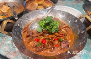Braised Beef Brisket and Tendon