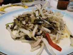 芦苇根炒肉丝-梦缘水乡·湖景餐厅