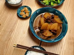 萝卜干炖牛肉-东门小吃街