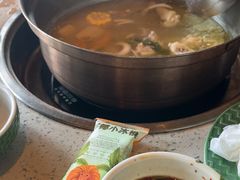 -润园四季椰子鸡火锅(海上世界店)