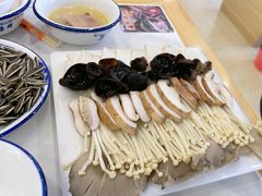 -朴小妹人参鸡汤火锅(长白山万达店)