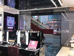 -Dior迪奥(上海世茂广场店)