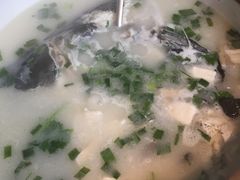 -姜君·千岛湖鱼头馆(浦东大道店)