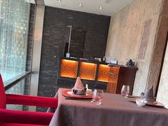 -粤尚腾香居中餐厅(首都机场希尔顿店)