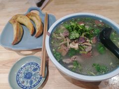 -老新隆牛肉锅贴(新街口店)