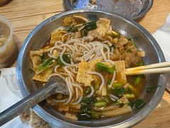 -柳州肥姨妈大骨螺蛳粉(东靖路店)