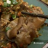 重庆探店｜烧椒皮蛋拌面 你是我的神！