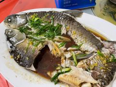 -银峰农庄·特色烧鸡·鲜无花果浸鸡