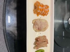 -HOMES上海本帮菜(襄阳公园店)