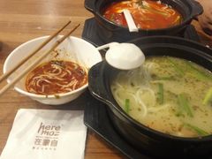 -在蒙自过桥米线